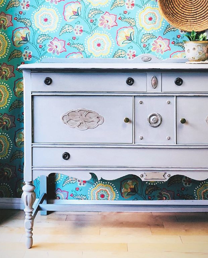 Meet Louis Blue Chalk Paint®, by Annie Sloan - Stylish Patina